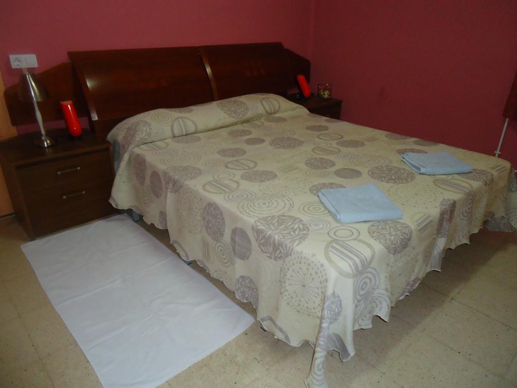 Hotel Pension Mode Lleida Extérieur photo