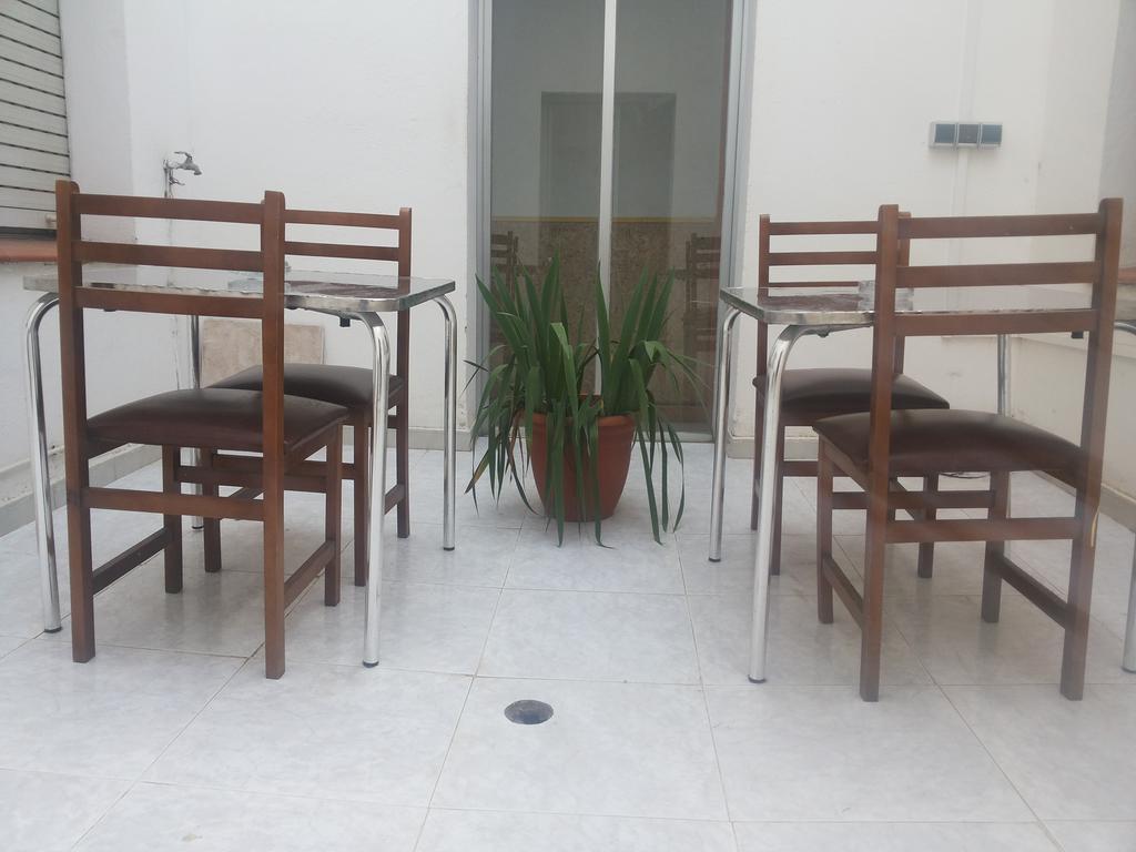 Hotel Pension Mode Lleida Extérieur photo